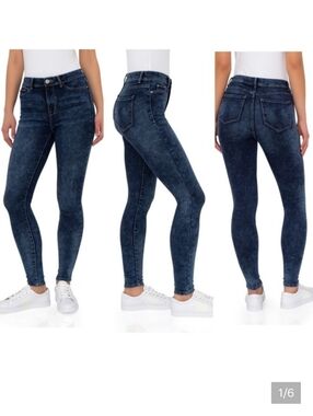 Time and Tru Sculpting High Rise Skinny Jegging Dark Blue Acid Wash Women's 12